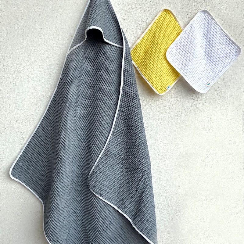 ORGANIC WAFFLE HOODED TOWEL SET - GREY