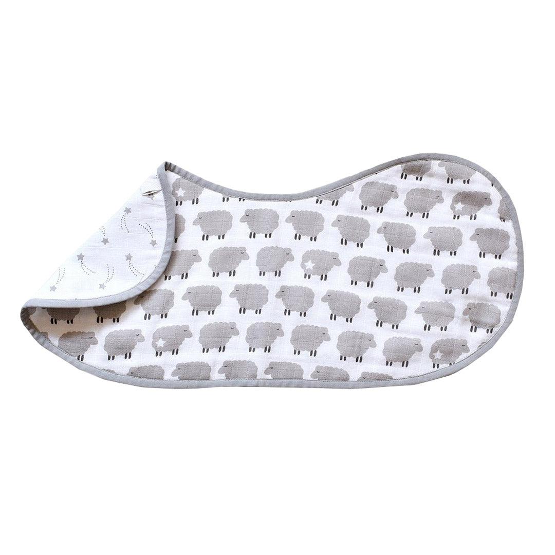 Organic Muslin Burp Cloth & Bib (Pack of 2) – Sheep & Stars