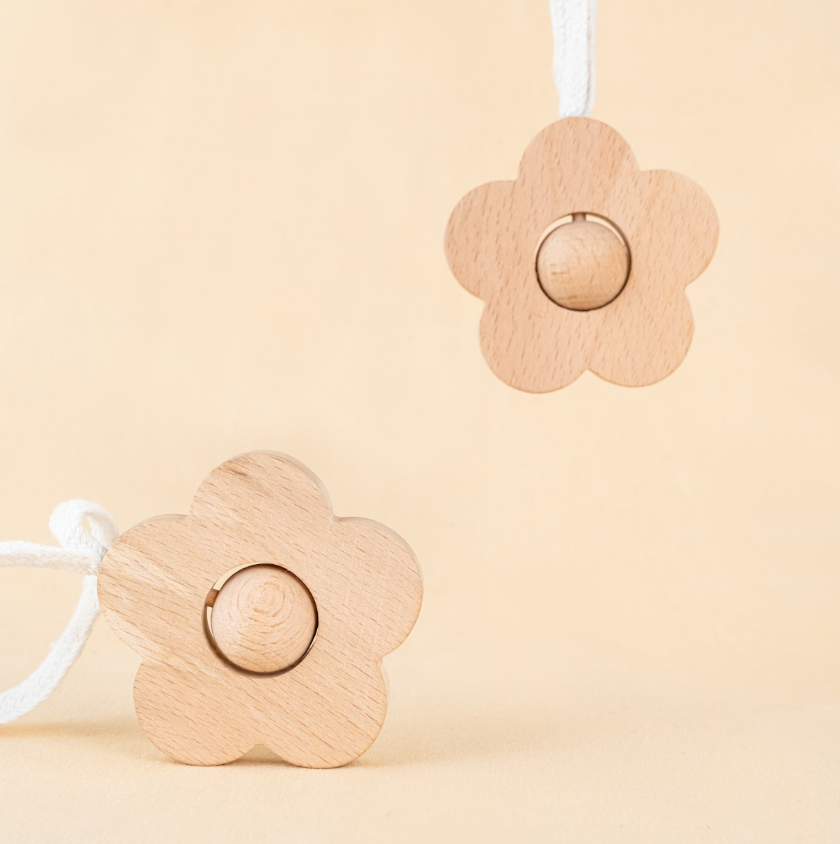 Blossom Rattle (0-12 Months)