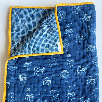 ORGANIC ZOO QUILT