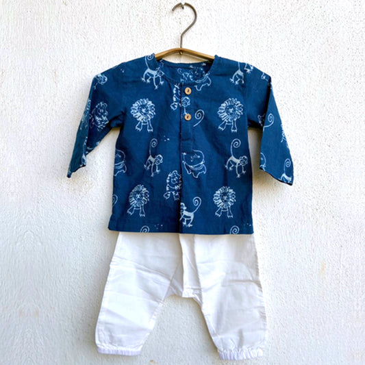 Organic Zoo Print Indigo Kurta + White Pants