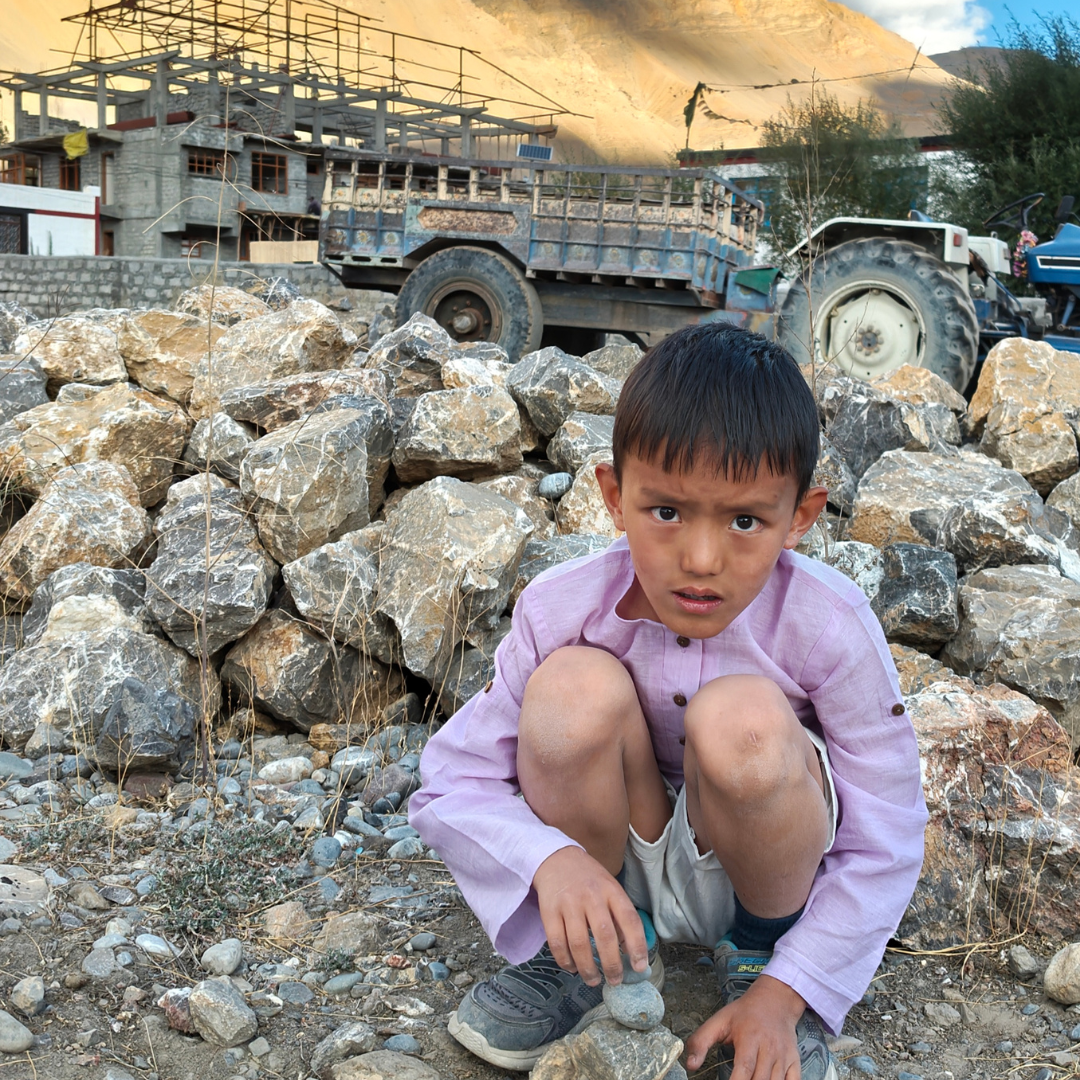 Earthy Wanderer' - Boys' Set with Full Sleeve Button-down Shirt and Shorts