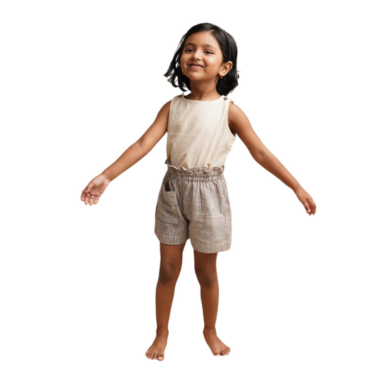 Frilly Fun Set' - Girls' Set with Crop Top and Frilly Shorts Set